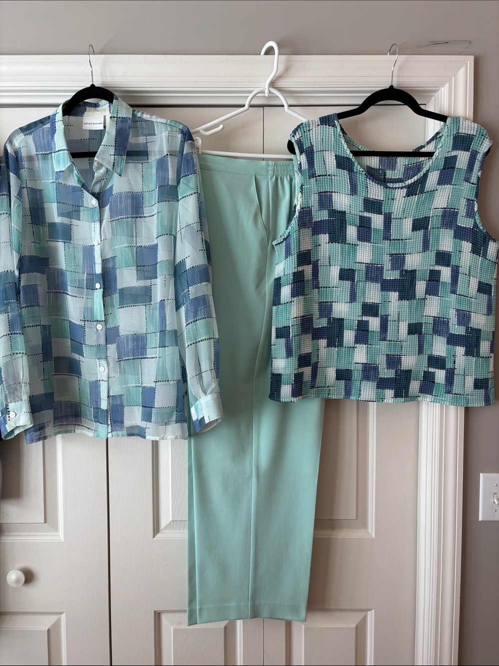 Alfred Dunner Mint and Blue Printed 3-Piece Tank, Blouse and Pants Set